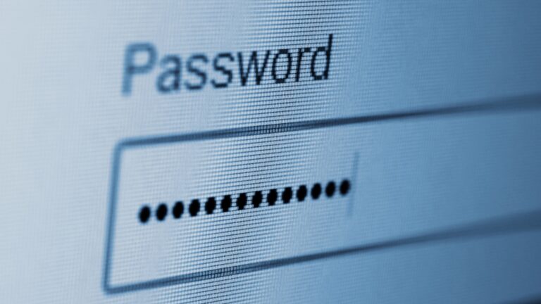 How to find the Wifi Password if you forgot it or want to share it?